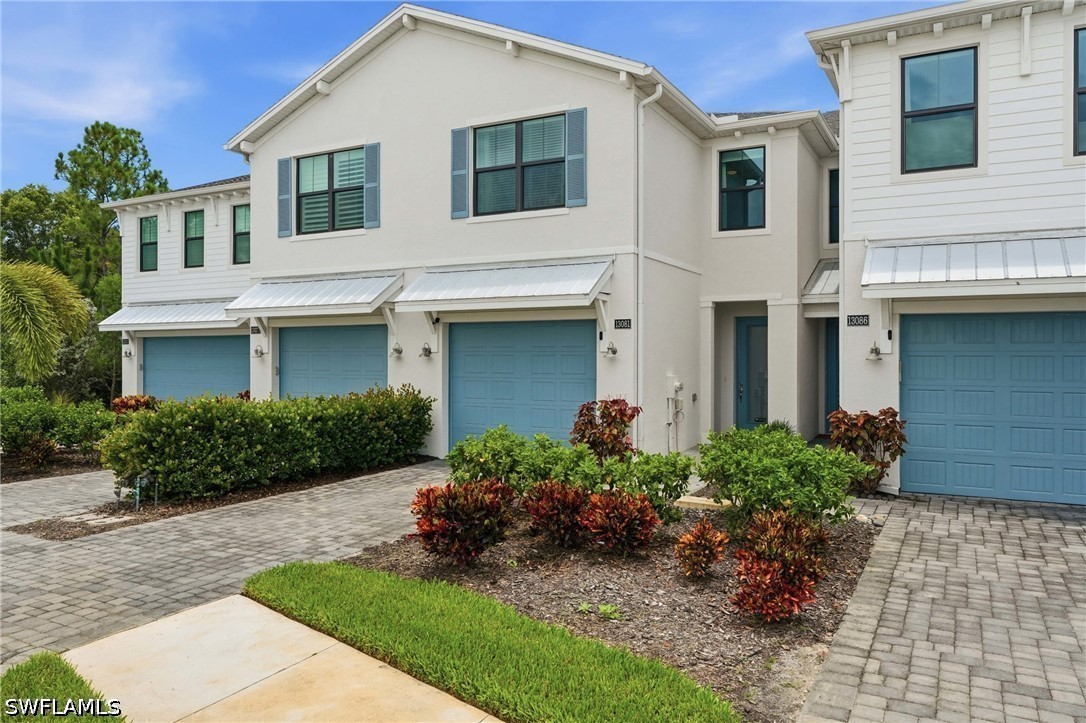 13081 Pembroke Dr Property Photo 1
