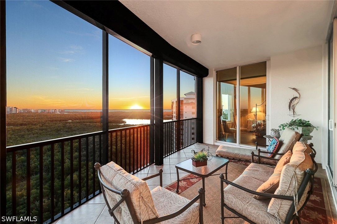455 Cove Tower Dr 1701 Property Photo 4