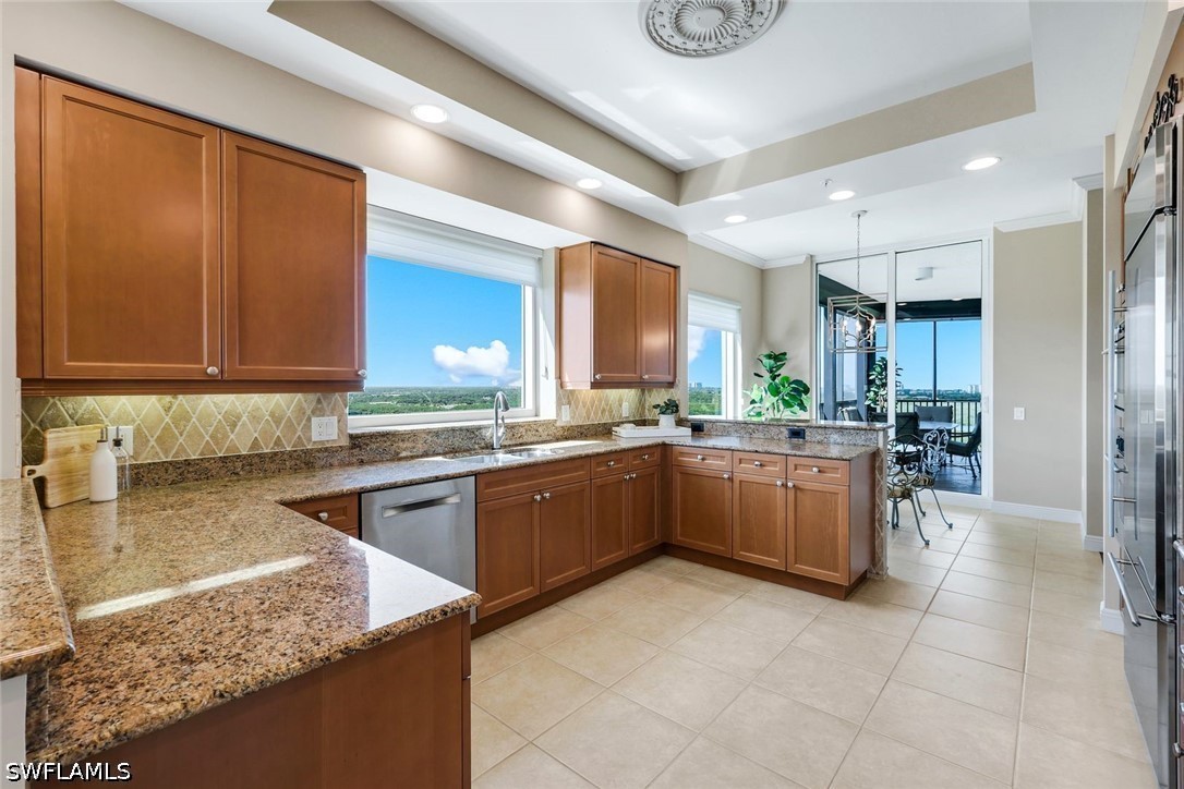 455 Cove Tower Dr 1701 Property Photo 13