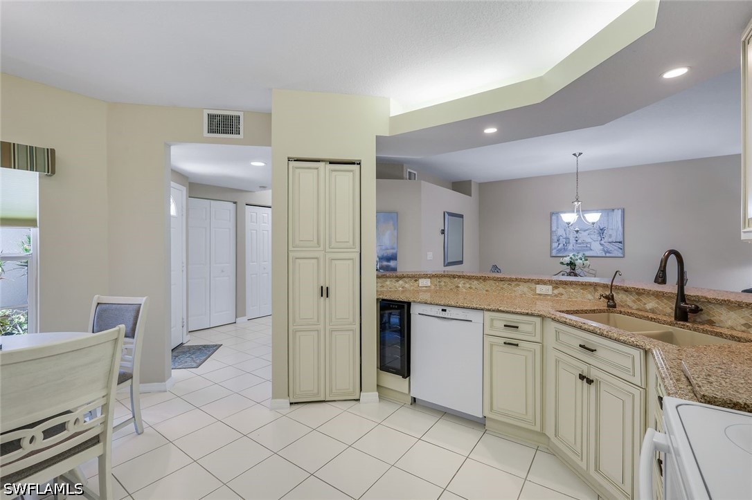 23730 Eddystone Rd 5102 Property Photo 14