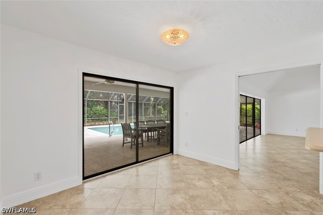 2251 Queens Way Property Photo 8