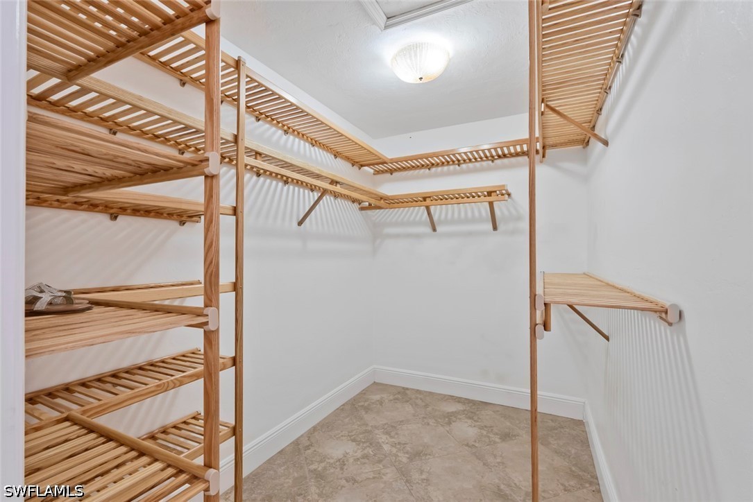 2251 Queens Way Property Photo 19