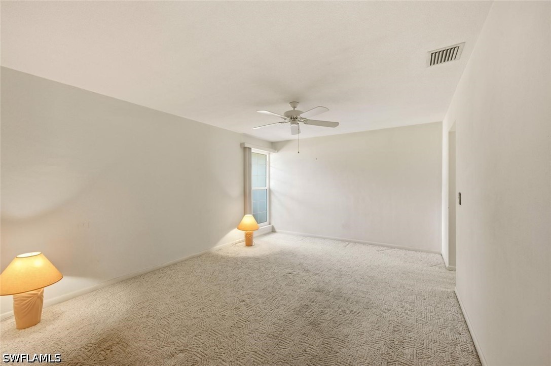 4443 Lakewood Blvd Property Photo 20
