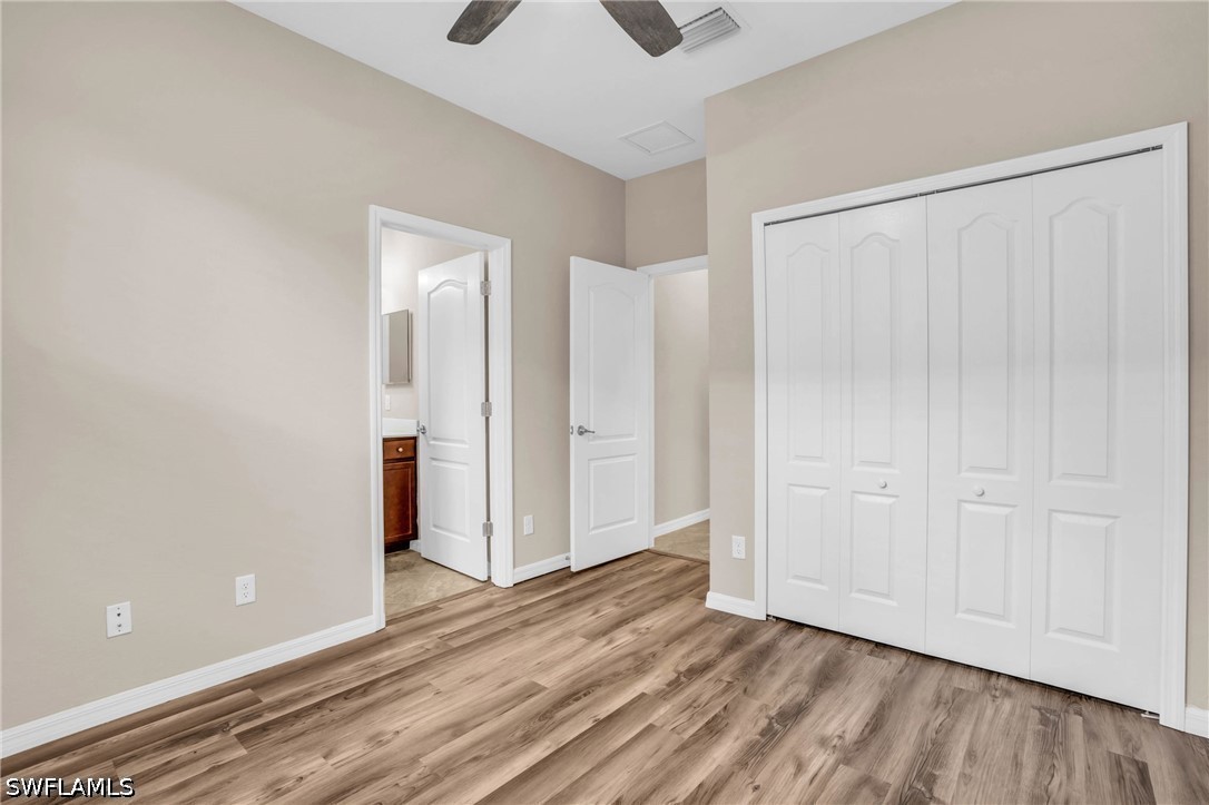 2061 Hamlin St Property Photo 10