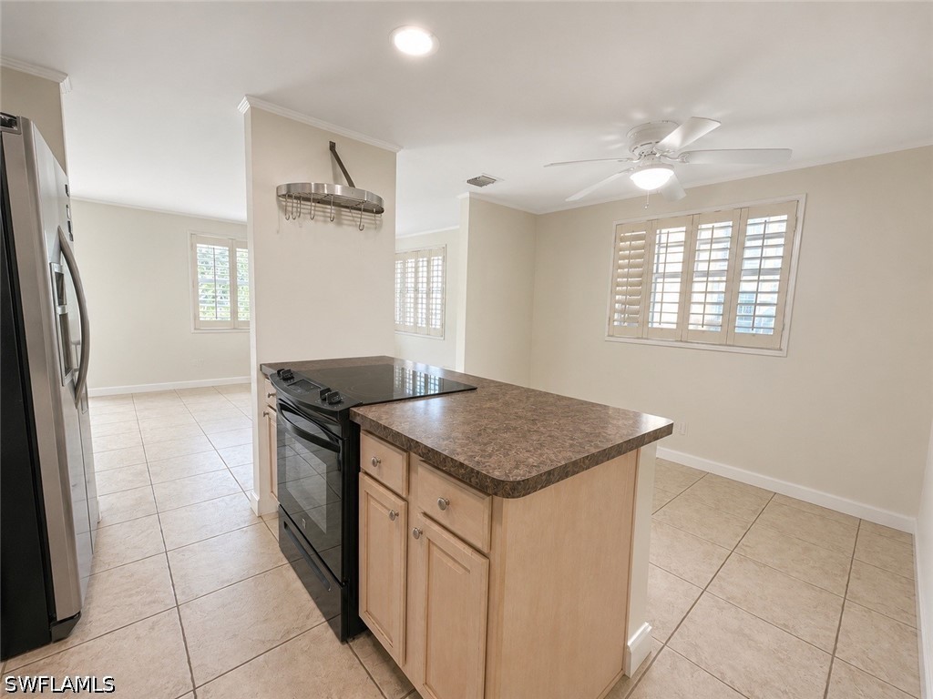 4938 West Blvd 9 Property Photo 4