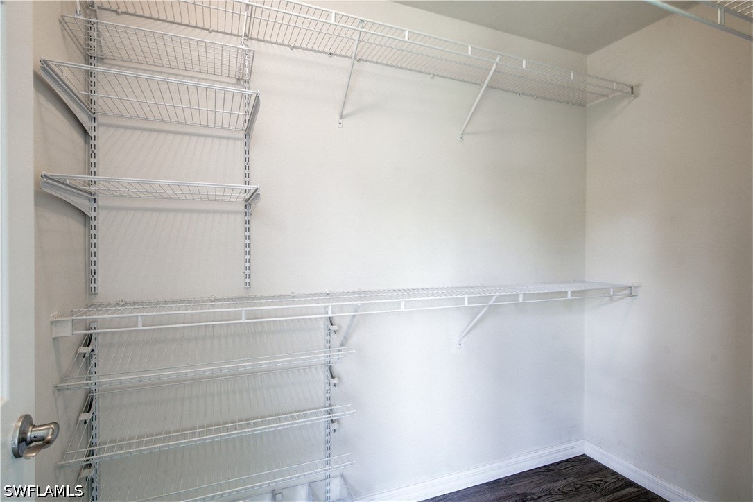 904 Hampton Cir Property Photo 14