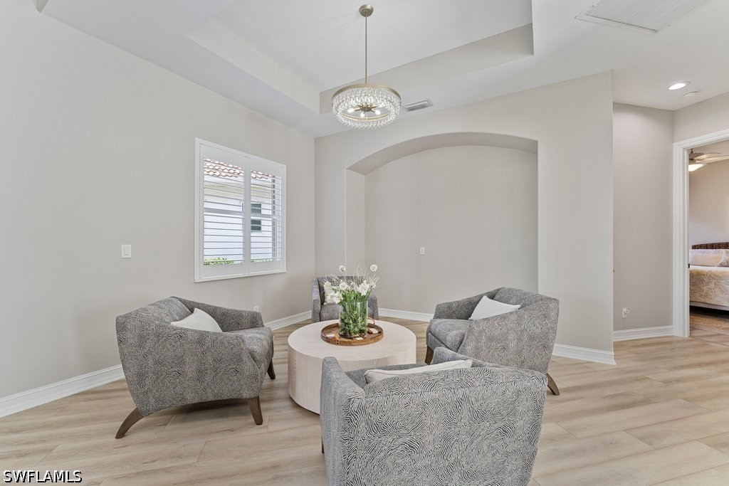 20162 Markward Crossing Property Photo 7