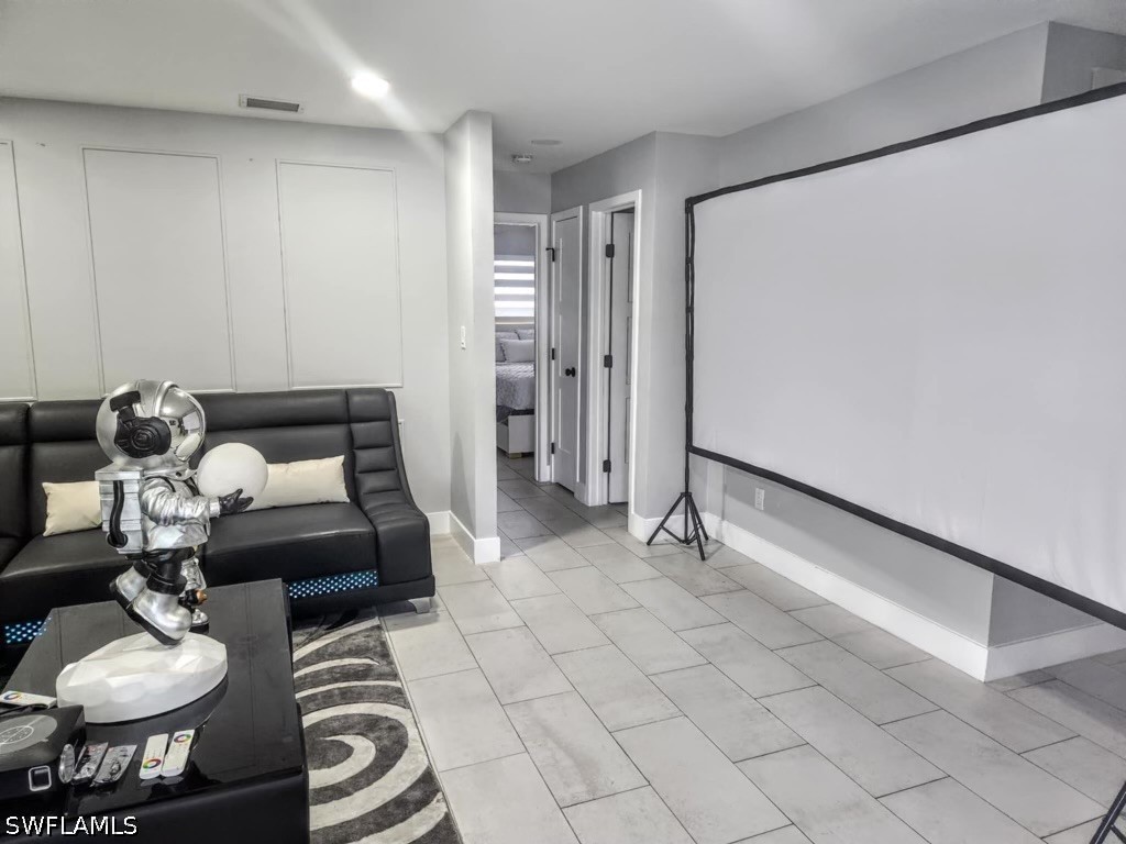 12044 Sula Property Photo 8