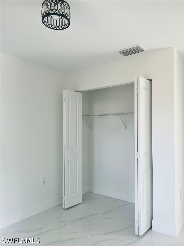 1112 E 12th St Property Photo 12