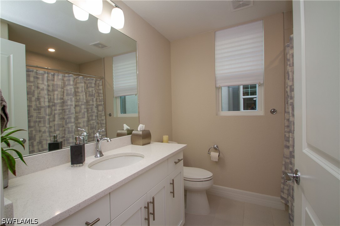262 Indies Dr 101 Property Photo 18