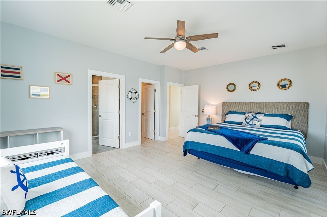 3749 Estero Blvd Property Photo 21