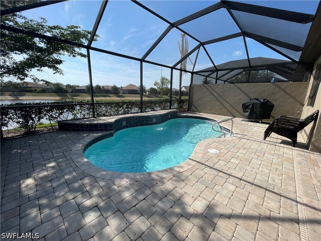 7631 Jacaranda Ln Property Photo 3