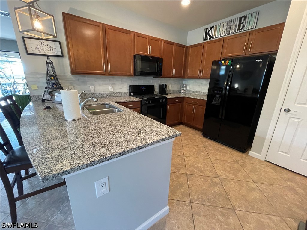 7631 Jacaranda Ln Property Photo 17