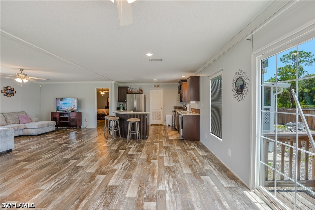 585 S Lindero St Property Photo 12