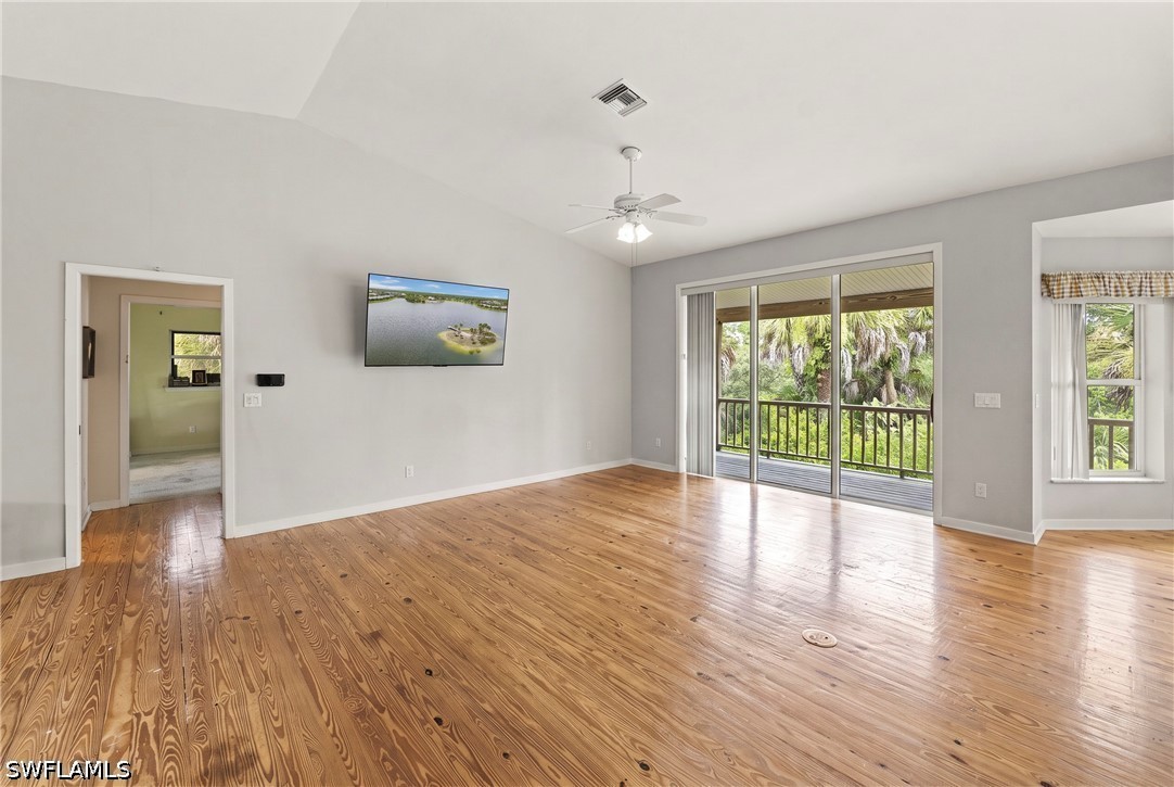 875 20th ST NE Property Photo 1