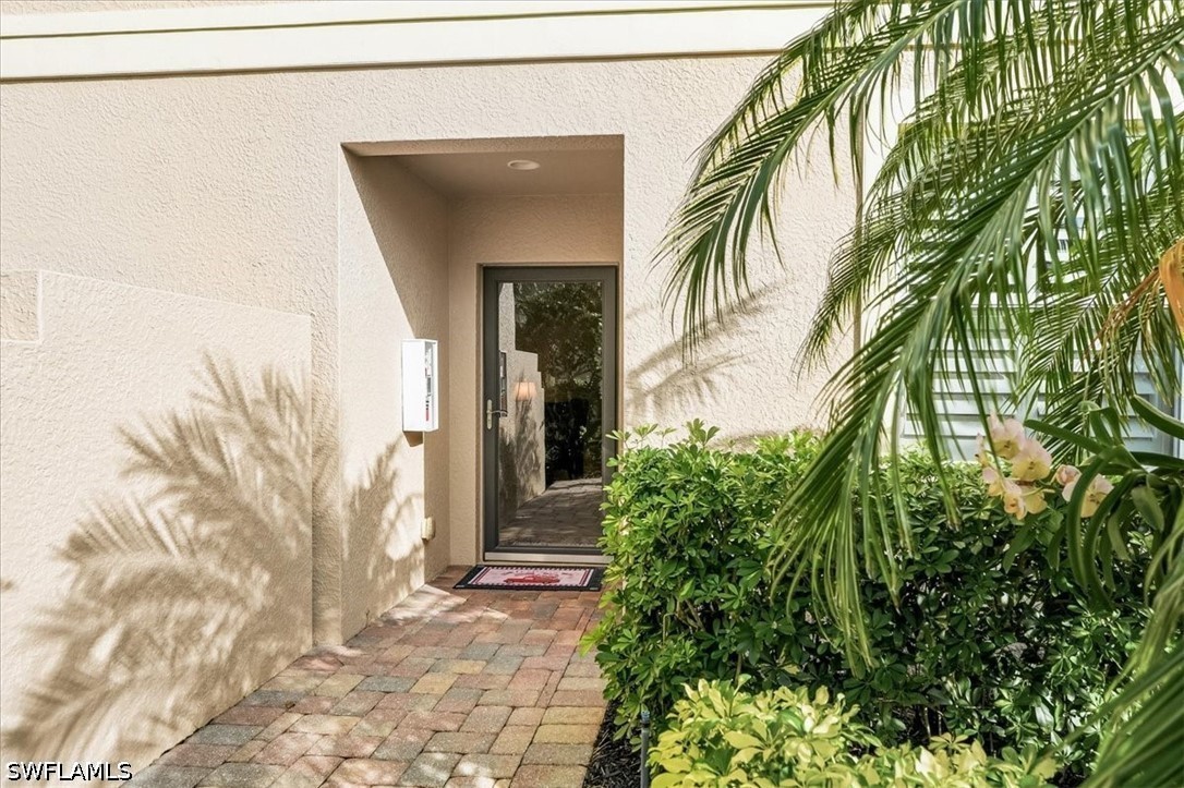6622 Alden Woods Cir 101 Property Photo 2