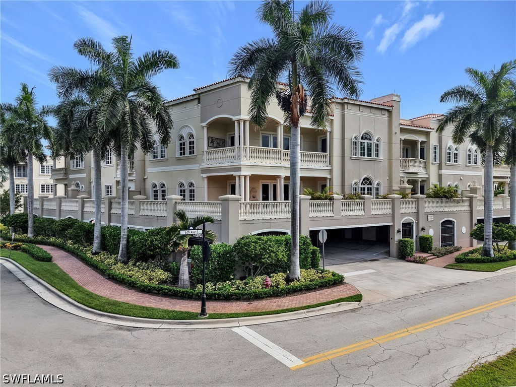 625 6th AVE S B301