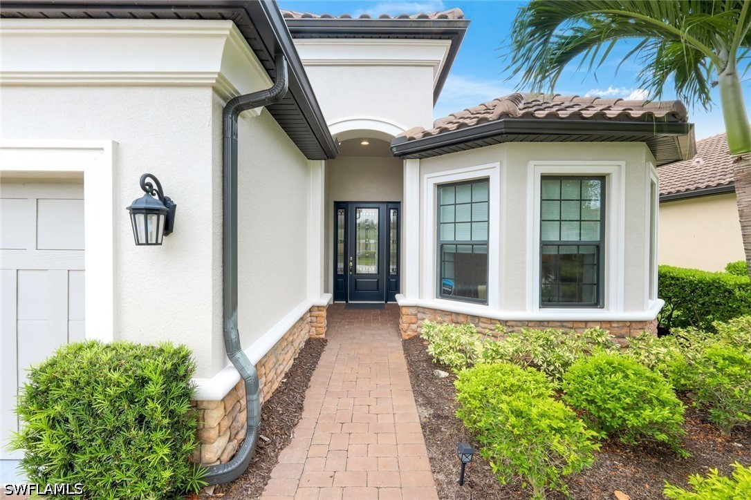 19711 Estero Pointe Ln Property Photo 4