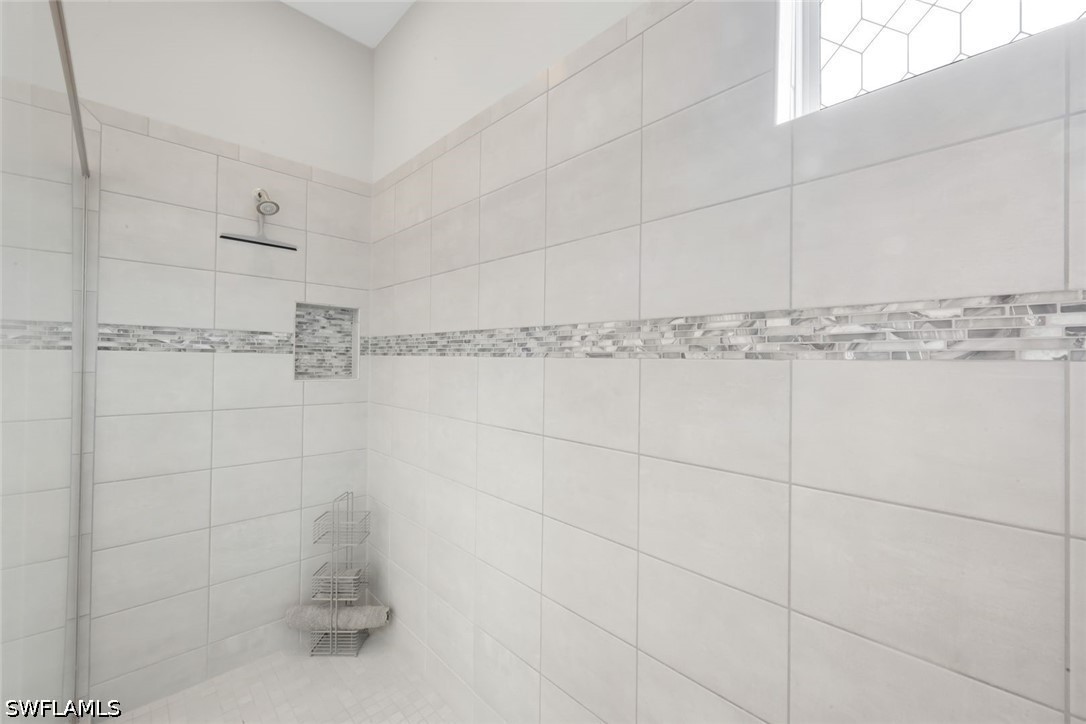 19711 Estero Pointe Ln Property Photo 23