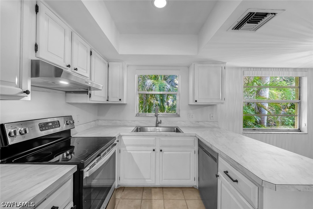 3200 Binnacle Dr B4 Property Photo 6