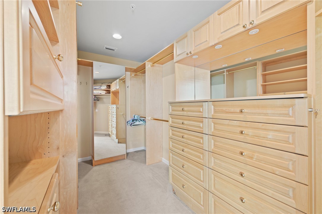 60 Seagate Dr 105 Property Photo 15