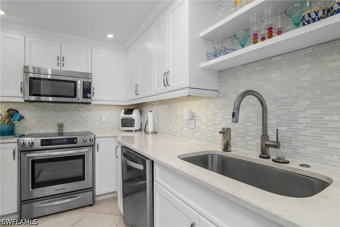 4005 Gulf Shore Blvd N 603 Property Photo 12