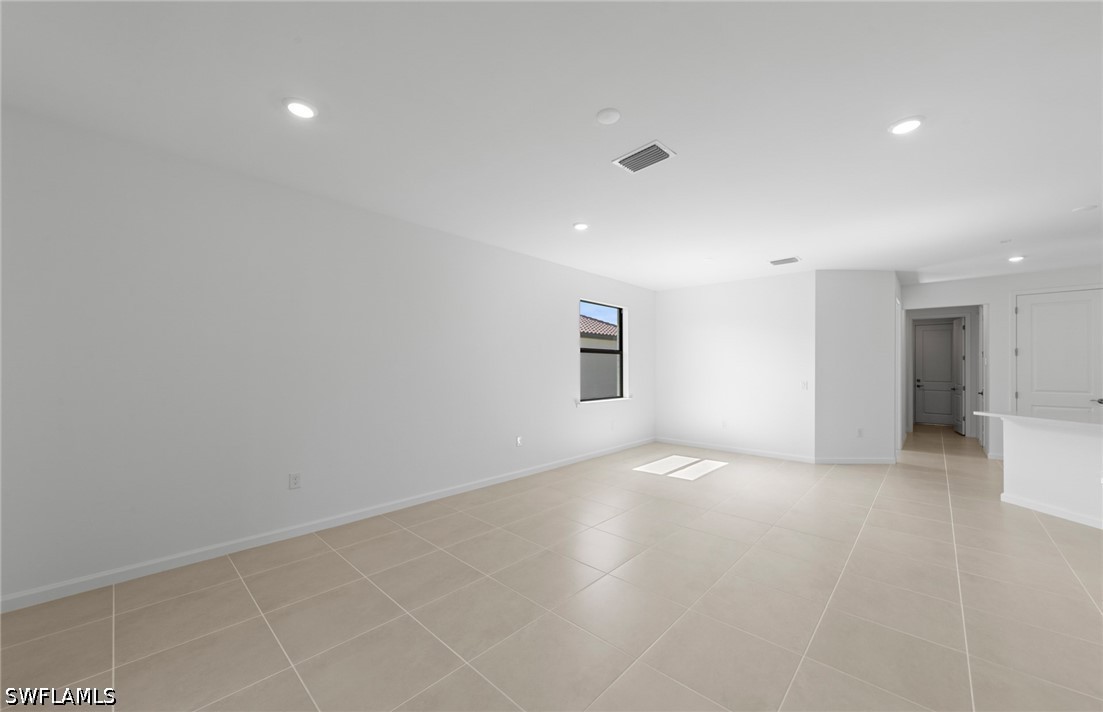 6419 Memorial Ln Property Photo 16