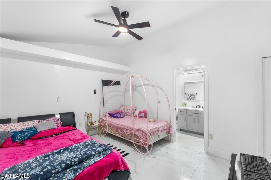 1871 Golden Gate Blvd E Property Photo 15