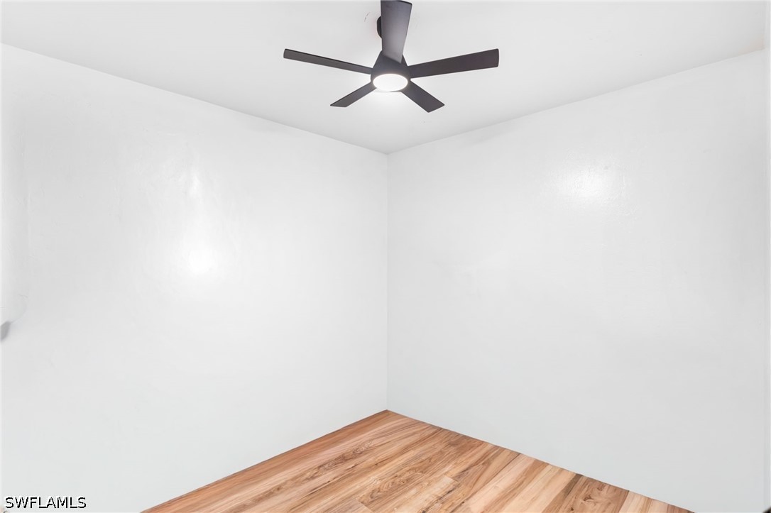 1871 Golden Gate Blvd E Property Photo 19