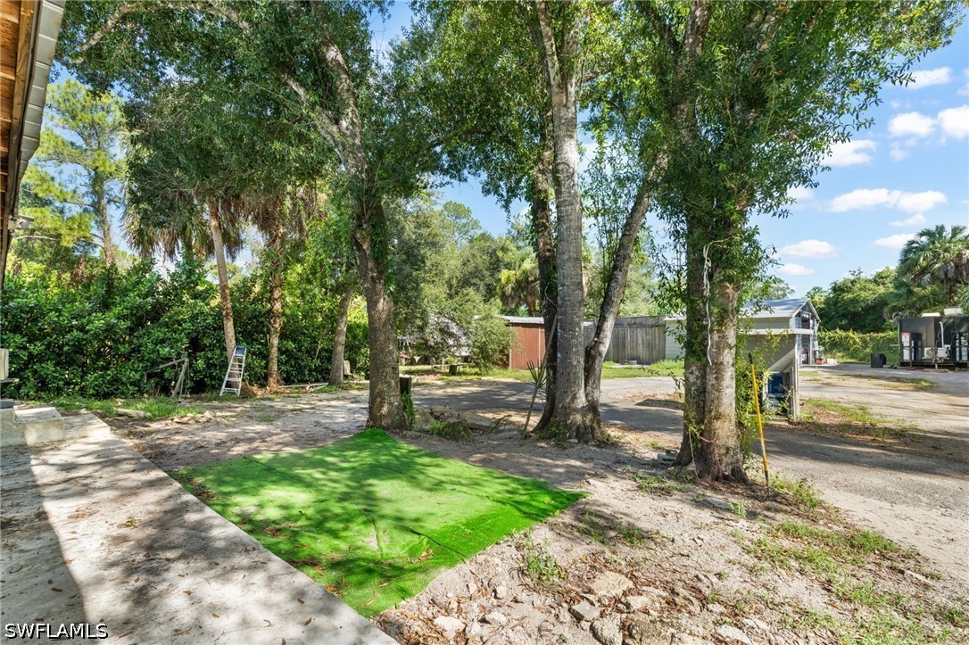 1871 Golden Gate Blvd E Property Photo 23