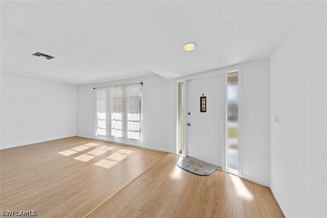 226027507 Property Photo 4