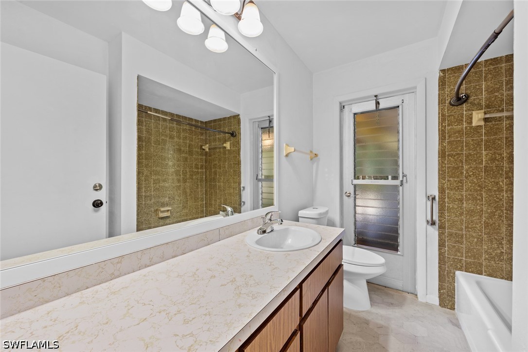 226027507 Property Photo 11