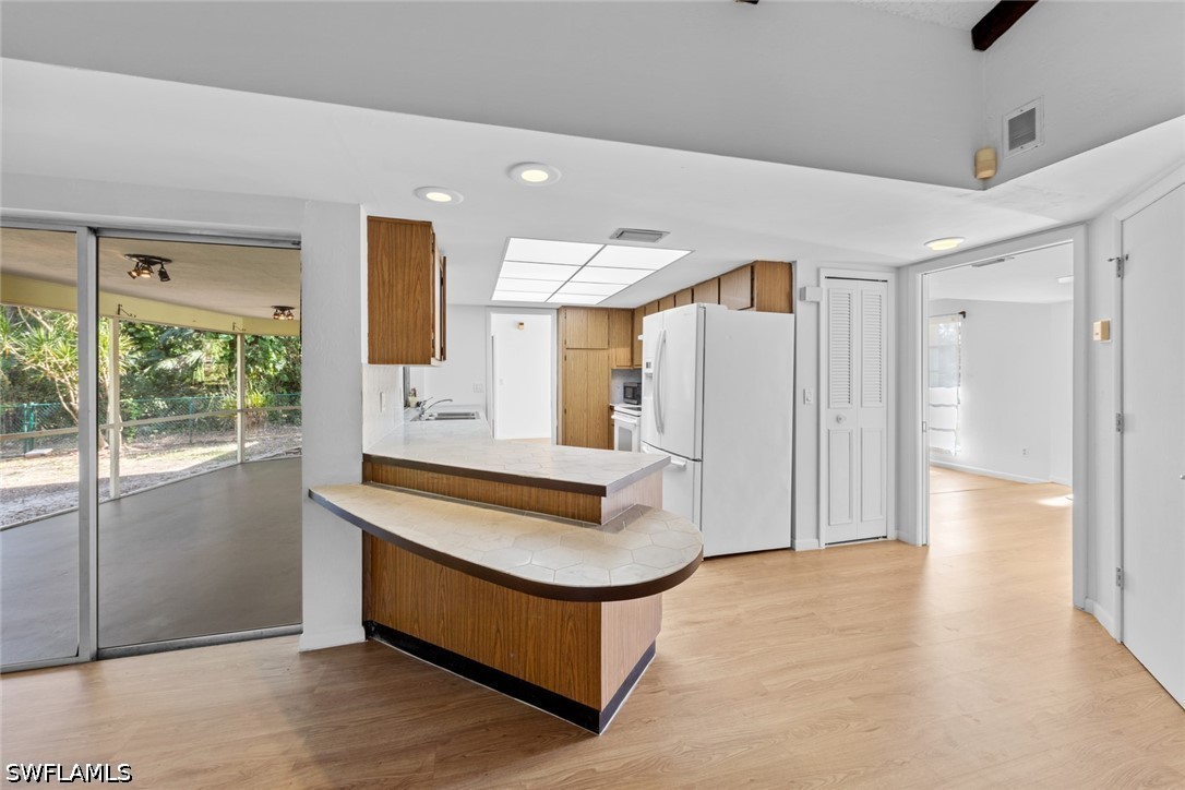 226027507 Property Photo 20