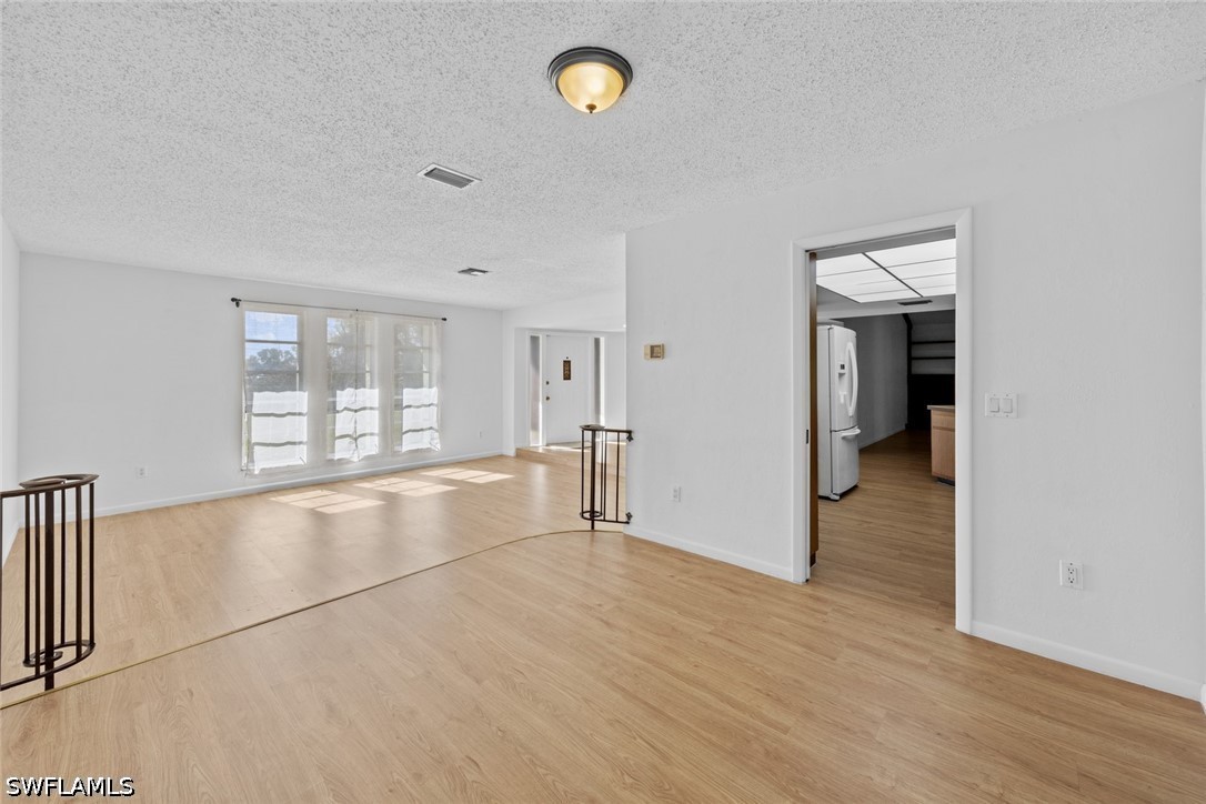 226027507 Property Photo 27
