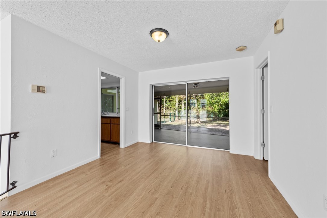 226027507 Property Photo 28