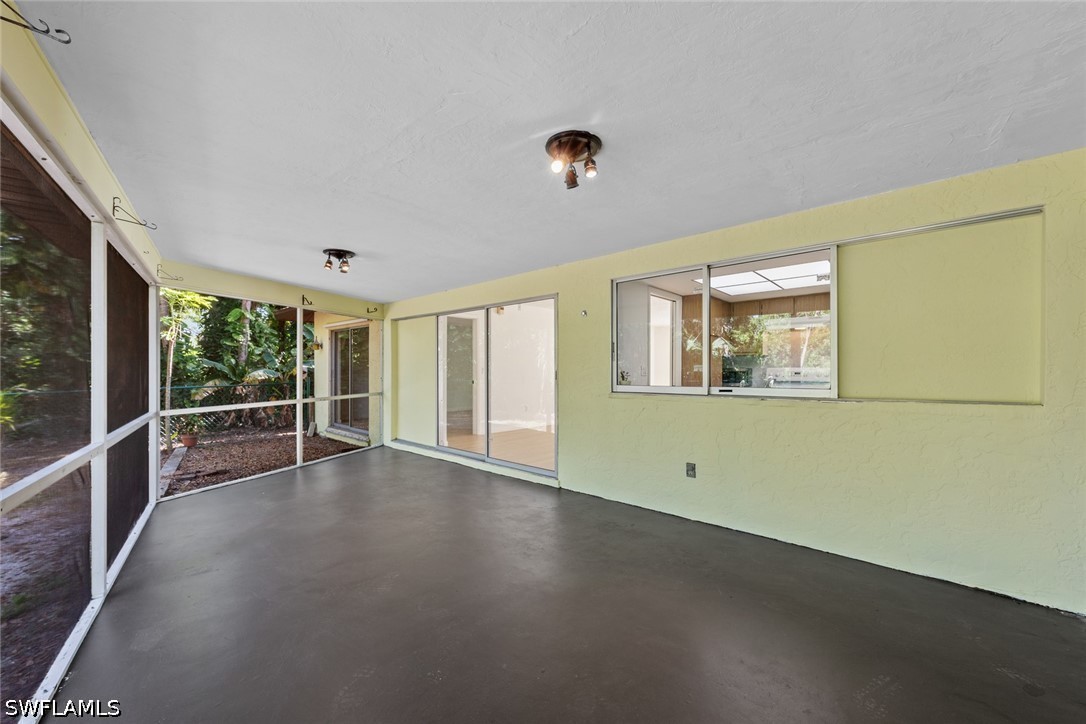 226027507 Property Photo 31
