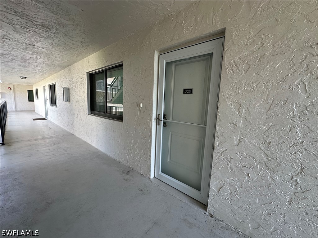 788 Park Shore Dr D20 Property Photo 3