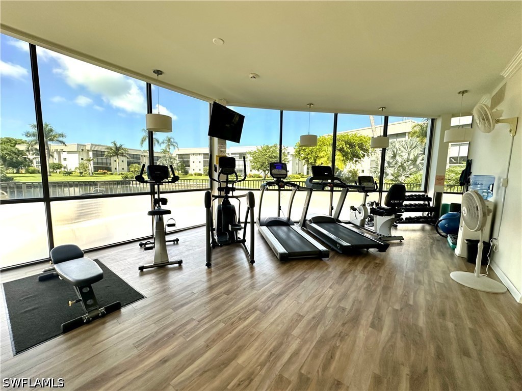 788 Park Shore Dr D20 Property Photo 24