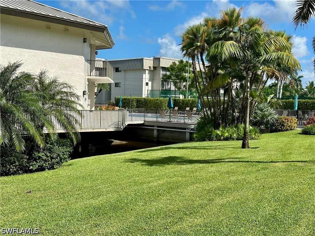 788 Park Shore Dr D20 Property Photo 29
