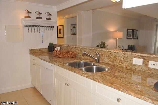 555 Park Shore Dr B410 Property Photo 6