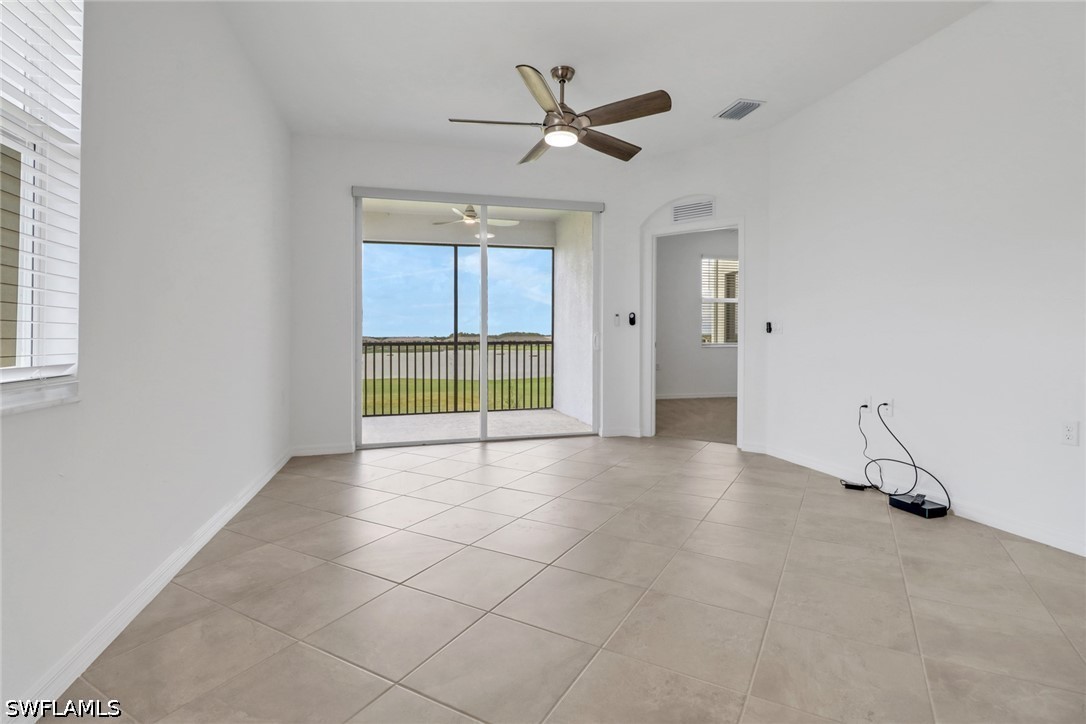 5715 Double Eagle Cir 4431 Property Photo 7