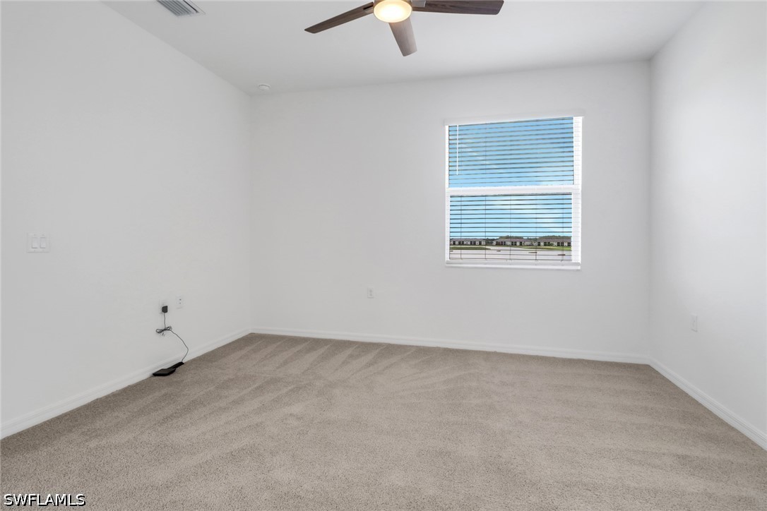 5715 Double Eagle Cir 4431 Property Photo 15