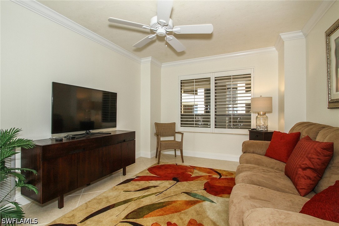 4401 Gulf Shore Blvd N E-908 Property Photo 3