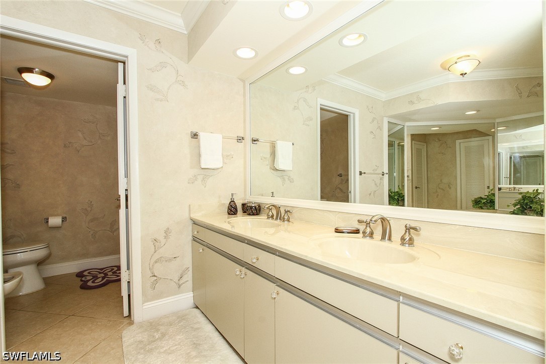 4401 Gulf Shore Blvd N E-908 Property Photo 6