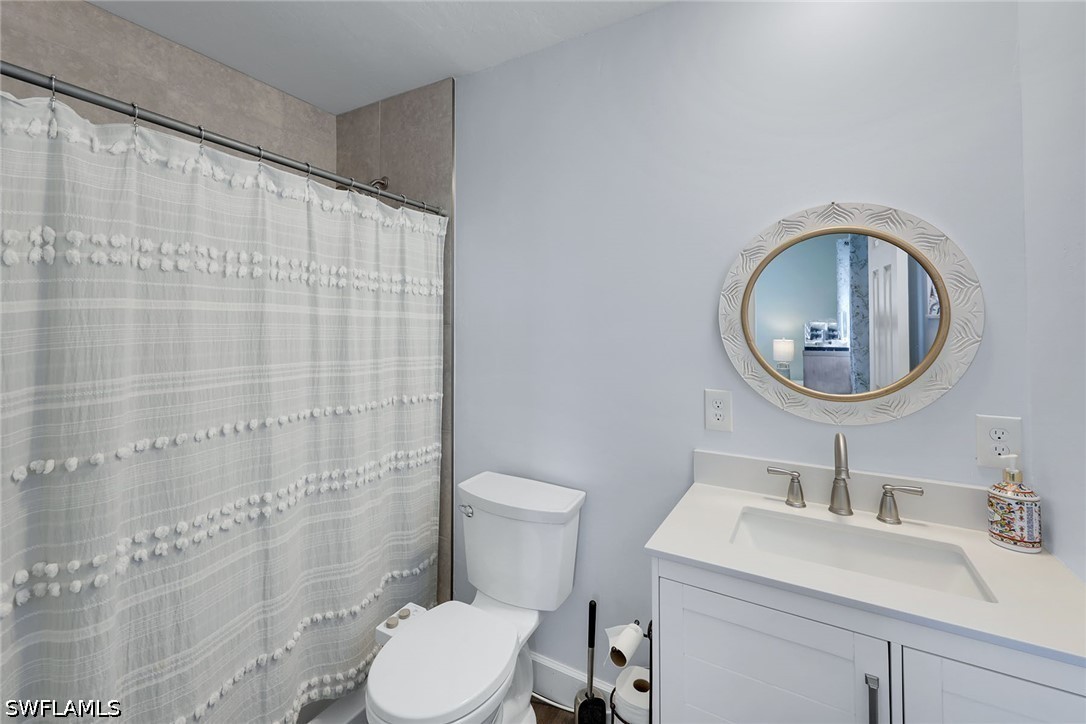 27051 Edgewood St Property Photo 15