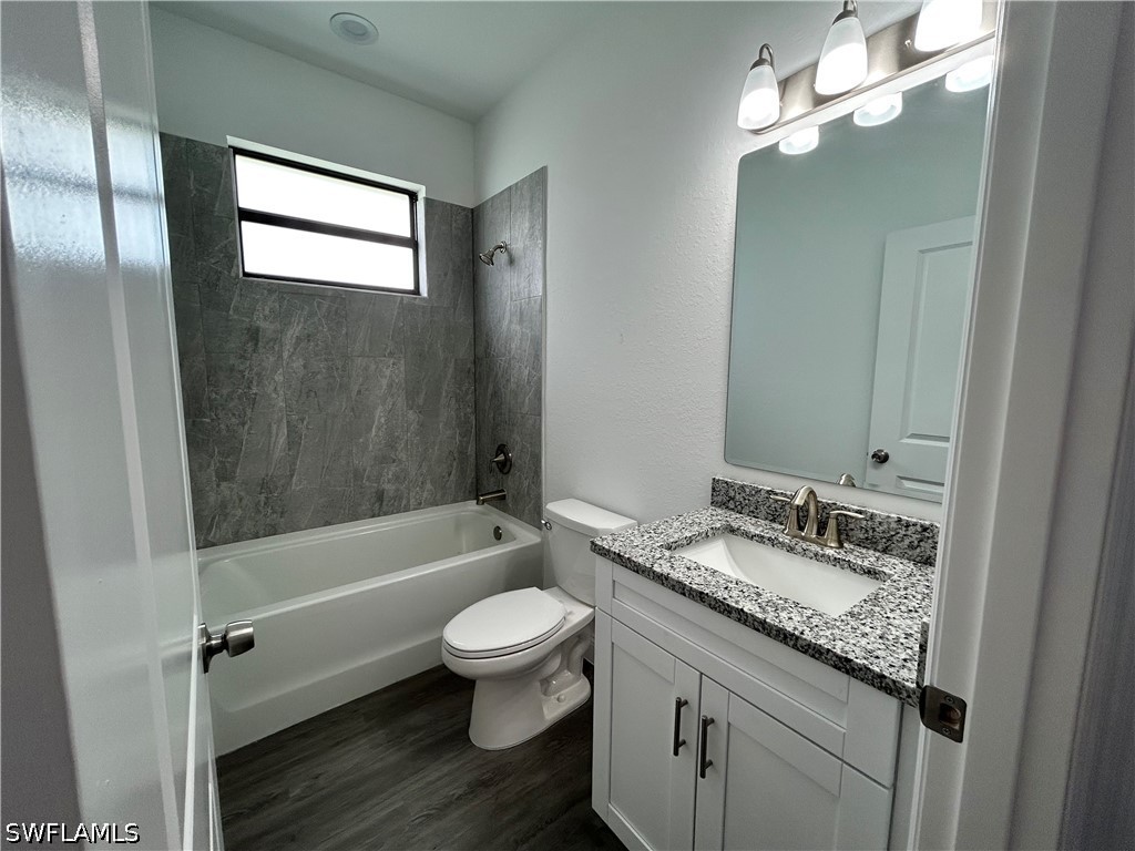 351 Ranchito Ave Property Photo 9