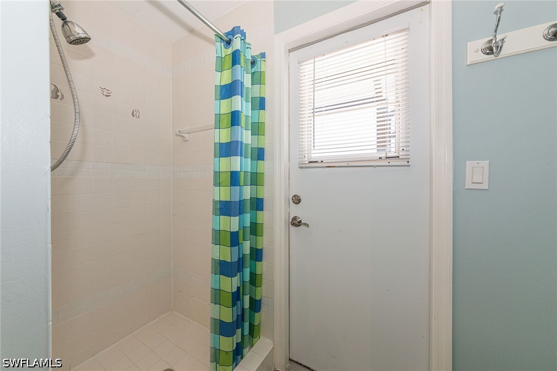 219 Copperfield Ct Property Photo 16