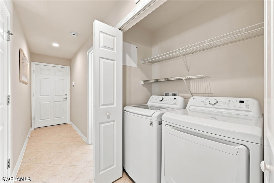 8732 Querce Ct Property Photo 21