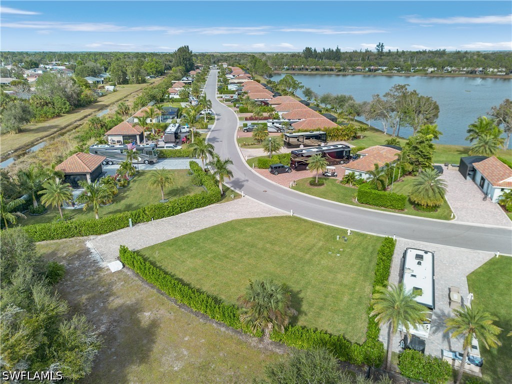 13424 Golden Palms Cir Property Photo 3