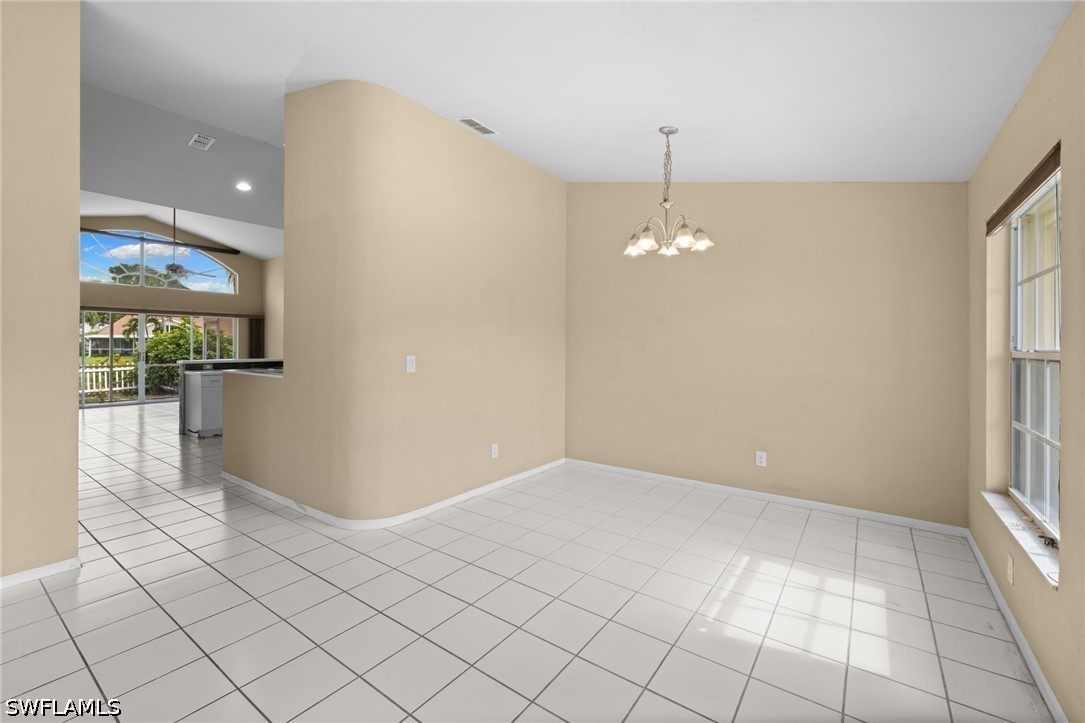 12641 Eagle Pointe Cir Property Photo 2